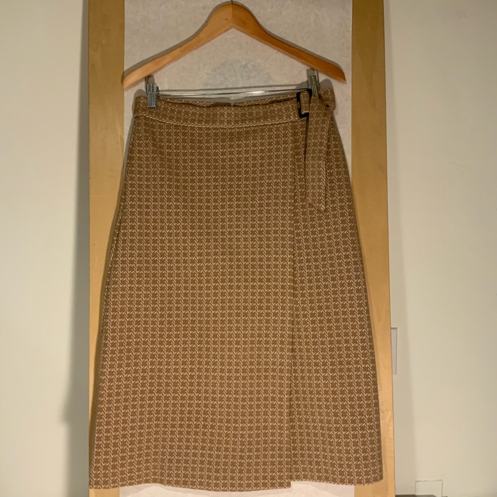 tan skirt
